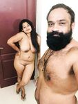 Nude Malayali housewife blowjob and sex photos