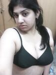Punjabi girl teasing big boobs topless photos