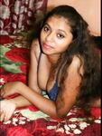 Tamil girl deep cleavage and topless photos