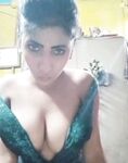 Blue eyes Bangla girl topless sexy pics exposed
