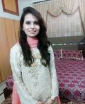 Beautiful Pakistani girl filmed naked photos