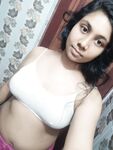 Chennai girl boobs showing selfies in bathroom