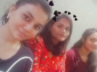 Srilankan hot girl mirror nude selfie pics