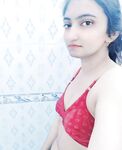 Pakistani college girl topless selfie photos