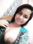 Indian college girl boobs show seducing pics