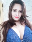 Desi wife huge boobs and puffy pussy exposing