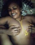 Tamil housewife sex pics with husband exposed