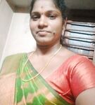 Tamil wife stripping saree and showing nude body curves