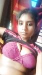 Dusky Tamil girl topless selfies for boyfriend