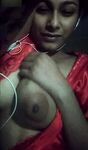 Sexy figure in saree boobs showing on video call