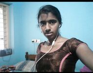 Malayali girl in Chennai sharing nude selfies