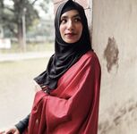 Bangladeshi hijab college girl virgin pussy