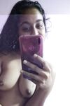Sri Lankan slim girlfriend mirror nude selfies