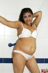 Indian Sex Bomb Rupali Hot Shower