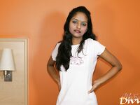 Young College Girls Divya Nude Topless