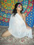 Rupali Indian Bhabhi White Sexy Sari Pics