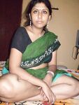 Horny Indian Rajni Showing Milky Boobs