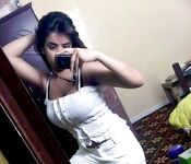 Hot Indian Girl Black Bra Nude Selfies