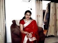 Indian Sexy Couple Leaked Honeymoon Pics