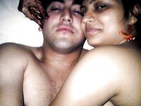 Indian Sexy Couple Leaked Honeymoon Pics