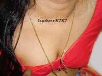 Horny Indian Bhabhi Roshni Naked Pics Leaked