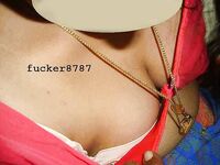 Horny Indian Bhabhi Roshni Naked Pics Leaked