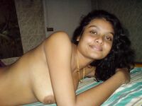 Sexy Indian Girl Lakshmi Nude Selfies