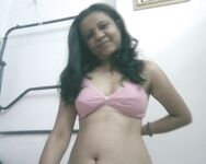 Hot Indian Punjabi Kudi Showing Boobs