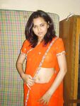 Horny Indian Bhabhi Mehwish Posing Hot Saree