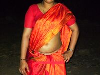 Busty Indian Aunty Maheen Show Her Big Melons