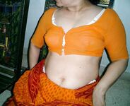 Indian Nude Aunty Farheen Blowjob Pics