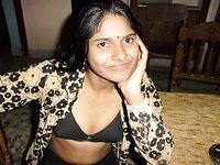 Dusky Indian Bhabhi Sitting Nude At Home