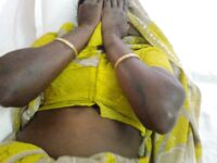 Sexy Young Wife Laila Big Boobs Exposed