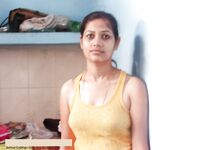 Horny Indian Girl Suhasini Posing Hot