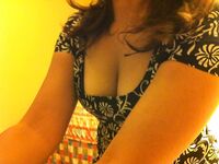 Hot Indian Girl Showing Cleavages Big Tits