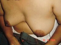 Indian Bhabhi Nayantara Naked Bathroom Pics