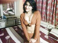 Indian Bhabhi Sona Saree Stripping Naked