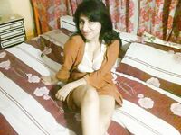Indian Bhabhi Sona Saree Stripping Naked