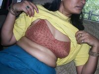 Indian Bhahi Smita Giving Blowjob To Lover
