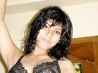 Bengali Housewife showing milky boobs