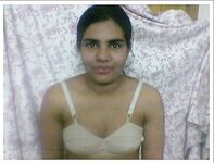 Horny Paki Slut Shaista Naked Beauty Exposed