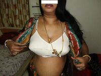Dark Skin Attractive Indian Wife Nude