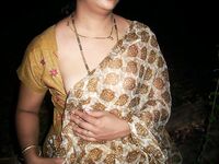 Indian wife exposing her juicy boobs on camera