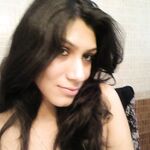 Horny Indian Girl Fingering Her Pussy