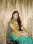 Sexy juicy indian girl giving sexy poses before she gets naked