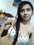 Stolen Pics Of Indian GF From Mobile Phone
