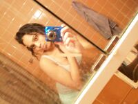 Indian GF Taking Her Nude Picture