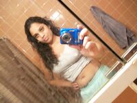 Indian GF Taking Her Nude Picture