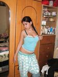 Indian School Girl Hot Kissing Pics