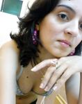 Indian Girl Nude Selfie Pics